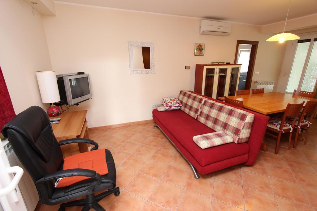 Apartments El Corsaro روفينج الغرفة الصورة