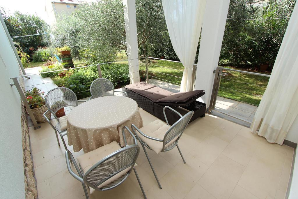 Apartments El Corsaro روفينج الغرفة الصورة