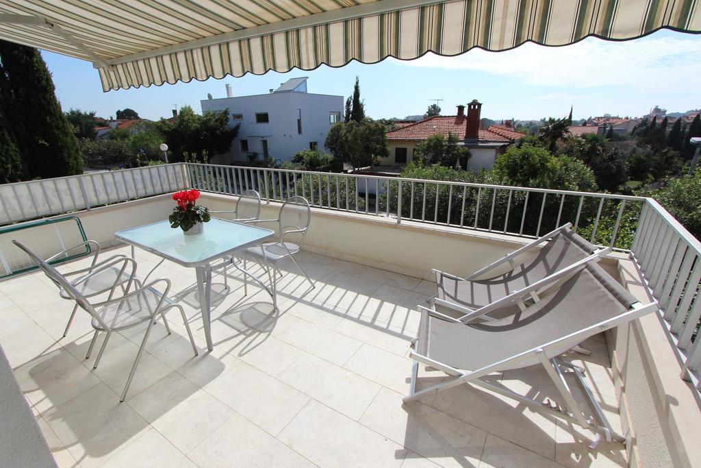 Apartments El Corsaro روفينج الغرفة الصورة